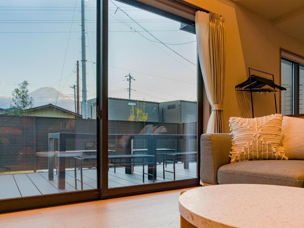 Rakuten Stay Fuji Kawaguchiko Station - Japanese Modern Villa Mt Fuji View 105 ฟูจิคาวากุจิโกะ ภายนอก รูปภาพ